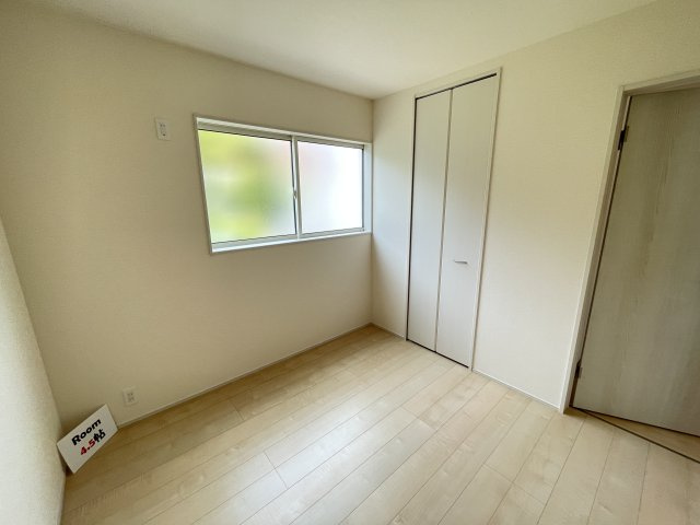 高崎市新町第８（全5棟）1号棟の洋室|建物完成済みでございます。お部屋のご内覧可能でございます。お気軽にお問合せ下さいませ(^▽^)/