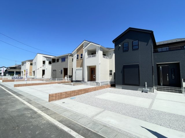 高崎市新町第８（全5棟）1号棟の外観