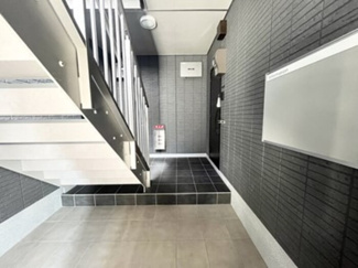 【ロビー】 | コロ企画コート