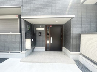 【エントランス】 | コロ企画コート