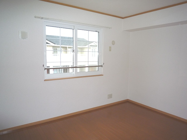 サンリットガーデンBの洋室