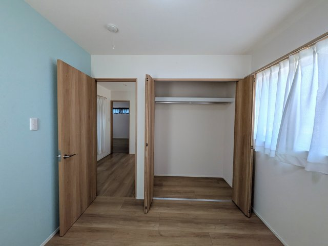 岡山市南区浦安本町 中古住宅の洋室|◆クローゼット付きの2階洋室4.5畳です！