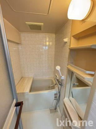 エクセレンス茨木の浴室