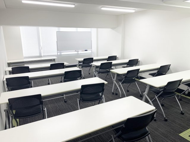 【その他】 | NLC新大阪パワービル | 予約制の貸会議室(18席)、NLCテナント様は無料にてご利用頂けます。