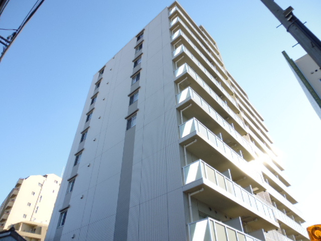 プルス上十条の外観|地上12階建てのマンションです☆