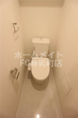 【トイレ】 | ブランTAT弁天町 | 落ち着いた色調のトイレです