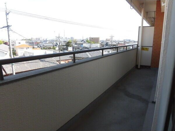 ストーリーII　　　刈谷市近郊の賃貸はクラスホームのバルコニー