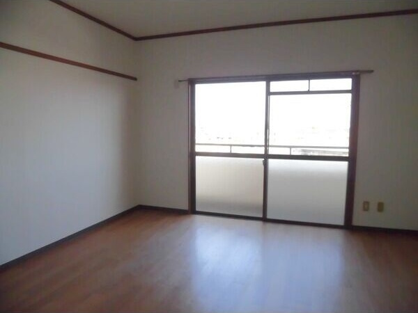 ストーリーII　　　刈谷市近郊の賃貸はクラスホームの居間・リビング