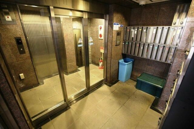 プレール大塚北のエントランス