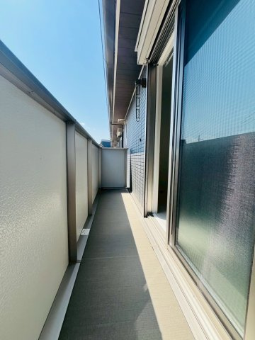 ソリッソ大久保西嶋のバルコニー