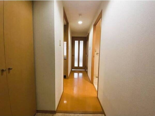 東桜コートの玄関