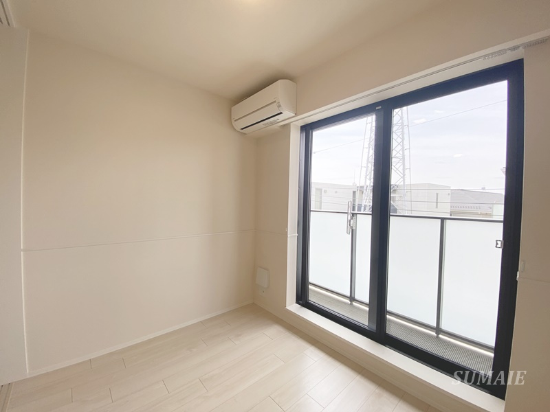 パームコテージ17番館の洋室|3.5帖洋室☆