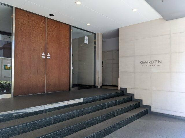 ガーデン板橋氷川町のエントランス