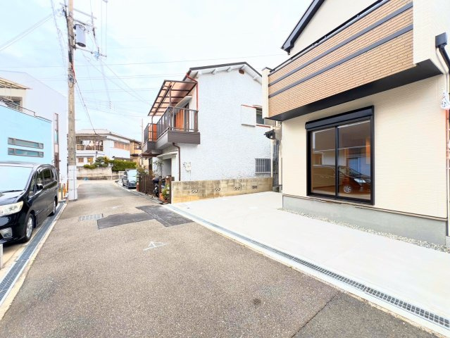 奥畑2丁目の前面道路含む現地写真
