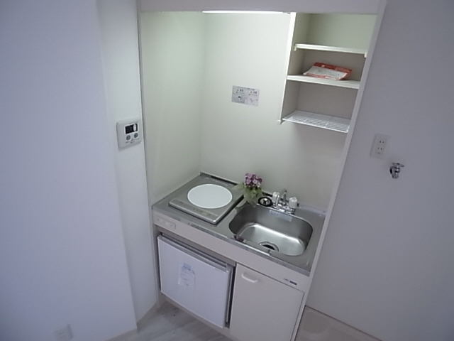 神戸市長田区山下町４丁目のアパートのキッチン|キッチン（ＩＨコンロ）