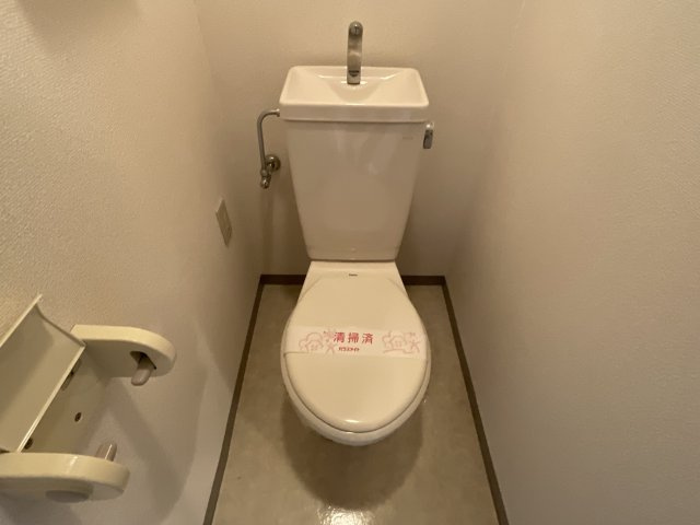【トイレ】 | クレセントヒル | トイレです