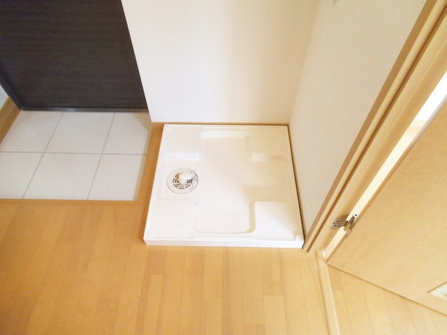 ディアレイシャス王子神谷の設備|洗濯機は室内に置けます！