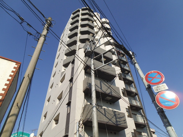 ディアレイシャス王子神谷の外観|外壁タイルのおしゃれなマンションです！