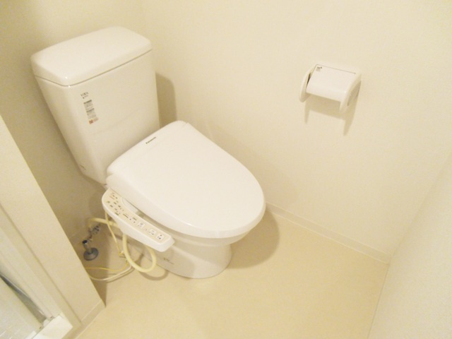 ディアレイシャス王子神谷のトイレ|温水洗浄便座付きのトイレです！