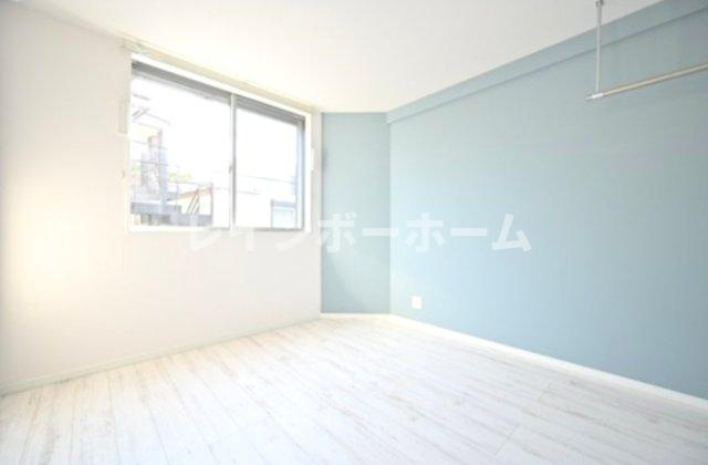 グランドパーク堀切の居間・リビング