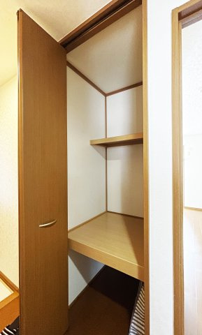 グランシャリオ　A棟の収納