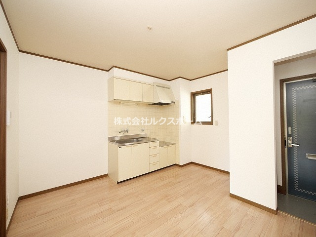 ハイツ天野の居間・リビング|リビングです