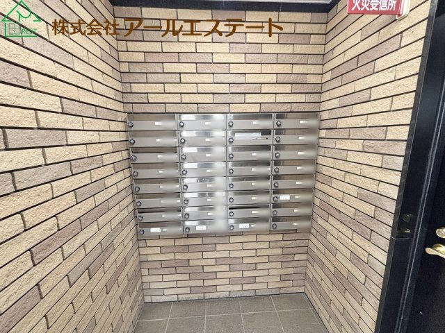 ロワイヤル岡田・手柄山公園　　JR「手柄山平和公園駅」徒歩11分のその他共用部分