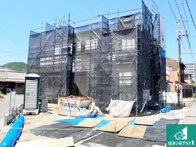 姫路市広畑区才　新築一戸建ての外観|周辺は落ち着いた街並みの住宅地！子育てがしやすい住環境です！まだ未完成ですが、現地でしかわからない事もございます。是非一度ご覧ください。