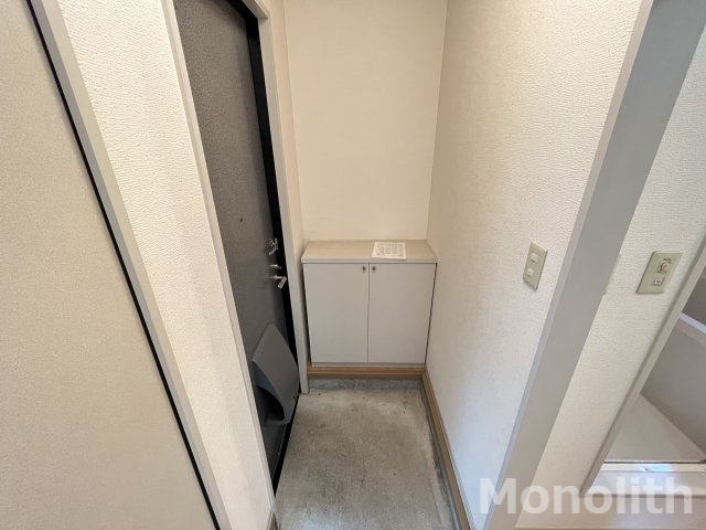 アネックスの玄関