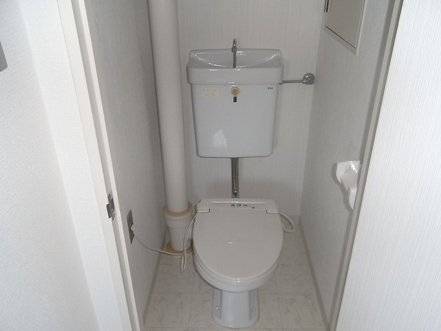 甲南灘コーポラスのトイレ