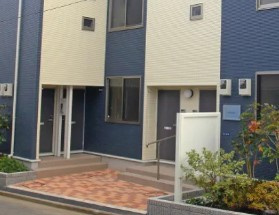 レオネクストＫｉｋｕｓｈｉの玄関