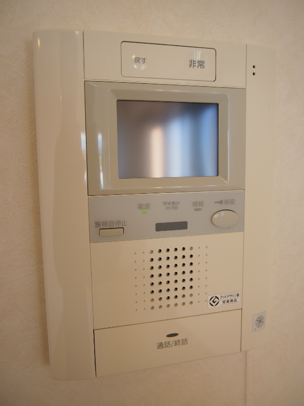 ルーブル都立家政弐番館のセキュリティ|TVモニター付インターホン☆オートロック付★(同一仕様写真)