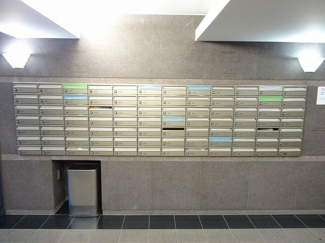 ルーブル都立家政弐番館のその他共用部分|メールボックス★