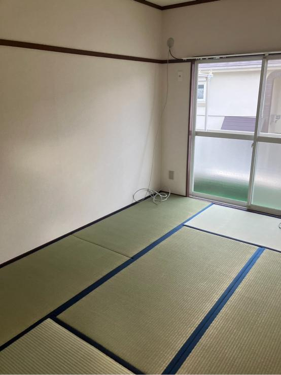 コーポリバティの和室