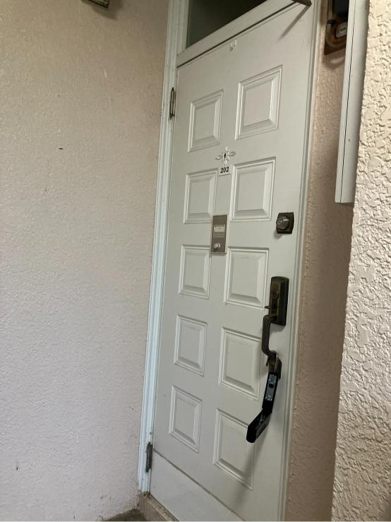 コーポリバティのエントランス