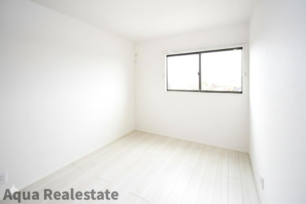 オール電化デザイナーズハウス高松市新田町建売⑤の洋室|個人の部屋や寝室として使える洋室です　※同仕様の施工事例です。