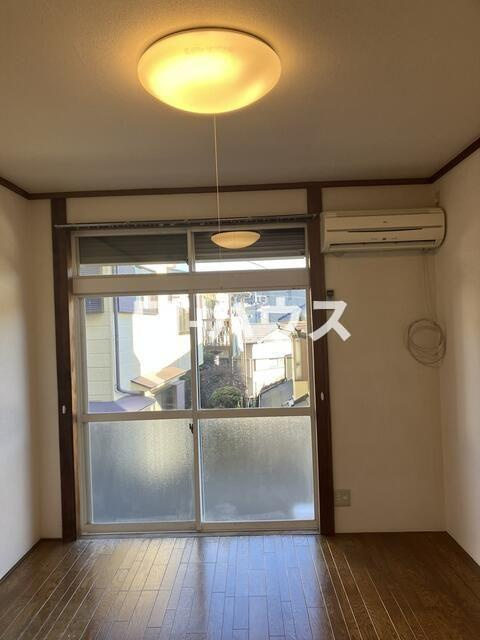 コーポ塩浦の居間・リビング