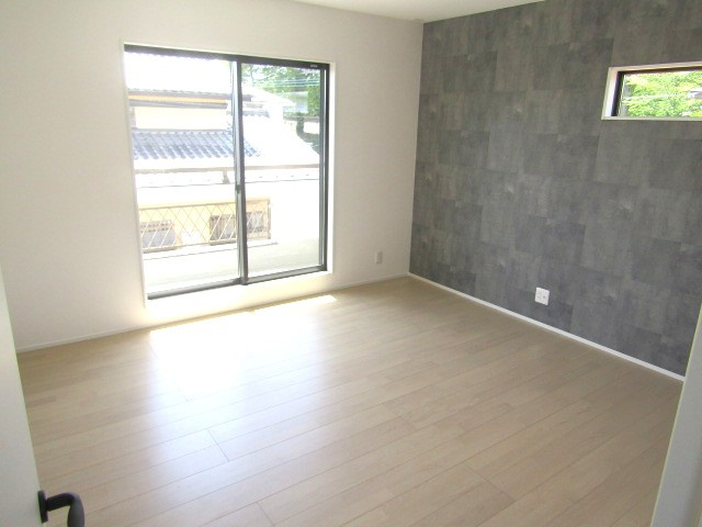 【洋室】 | 【再生住宅】甲斐市竜王 | 落ち着いた色調の洋室です