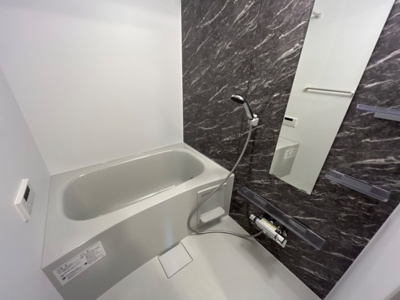 【浴室】 | アプリコットE