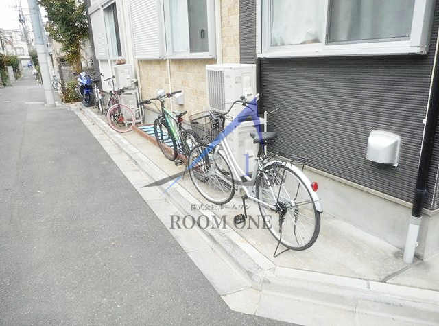 パークレジナス中野のその他共用部分|駐輪場です。