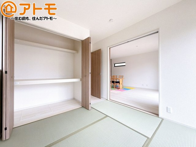 【子供部屋】 | 焼津市田尻北　戸建　1号棟 | 和室は小さなお子様が転んでもやわらかくて安心！お昼寝スペースやプレイルームとしても活躍します♪