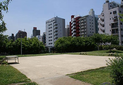 ＴＲＡＤＩＳ浅草橋の周辺