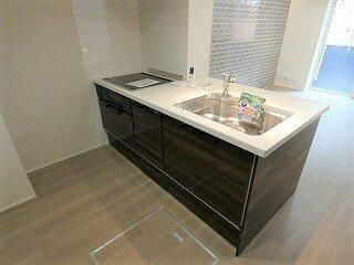 風香東新宿のキッチン|■２口IHクッキングヒーターシステムキッチン■都市ガス♪