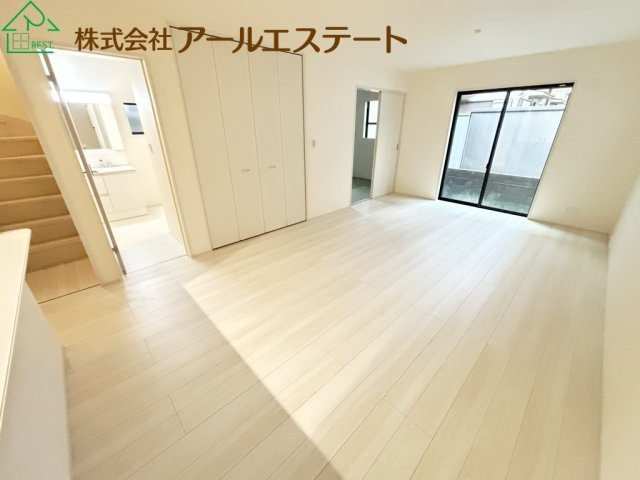 加古川市東神吉町神吉12期　　新築戸建の居間・リビング