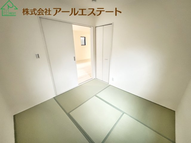 加古川市東神吉町神吉12期　　新築戸建の和室