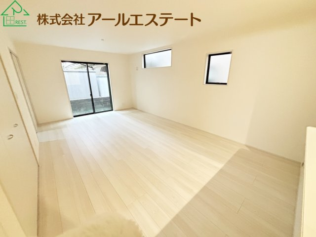 加古川市東神吉町神吉12期　　新築戸建の居間・リビング