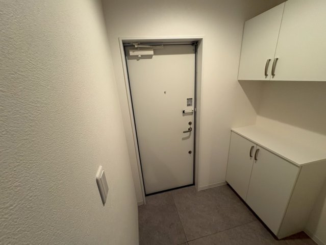 エトワールヴィル－R小阪本町ザ・レジデンスの玄関