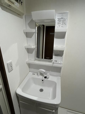 【洗面所】 | ウエストパレス蕨Ⅰ | スペースが確保できる洗面所です