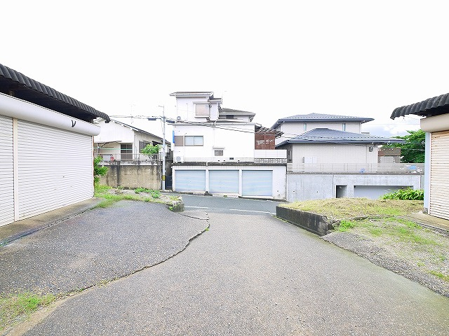 滝川シャッター付きガレージの周辺