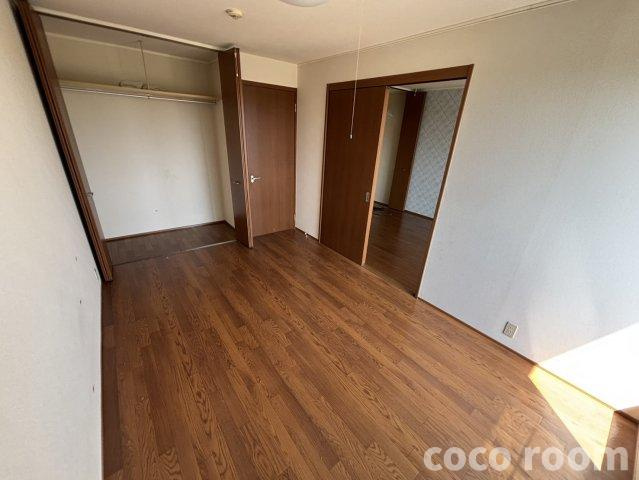 メイプルの洋室